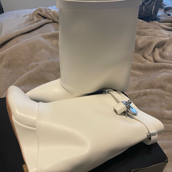 Shane Justin Shark Boots (Size 40) - Picture 11 of 11